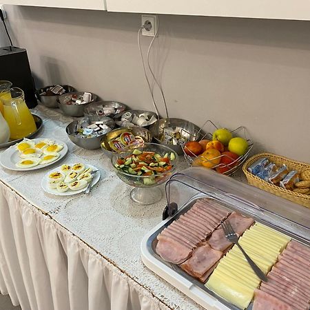 Hotel Zlaty Andel 扎泰克 外观 照片