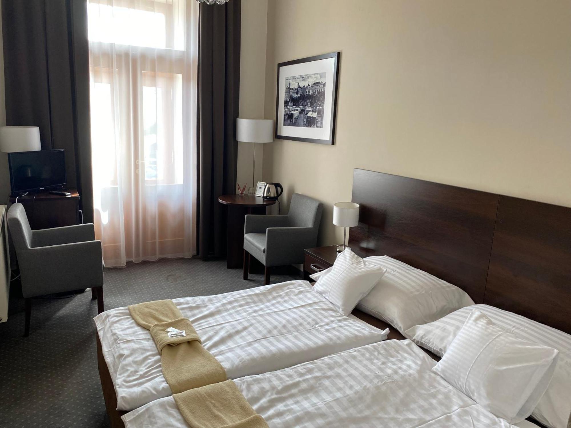 Hotel Zlaty Andel 扎泰克 外观 照片