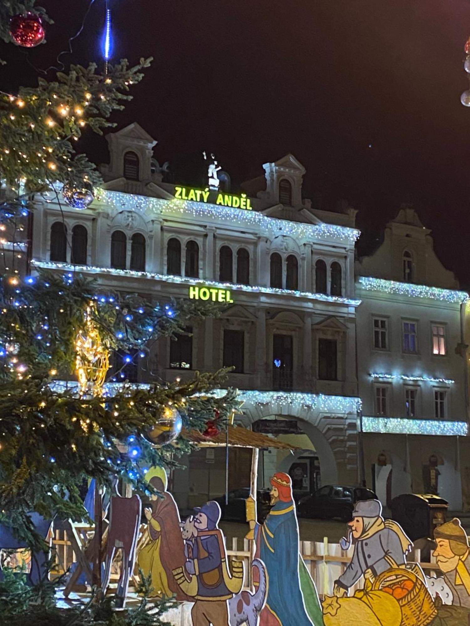 Hotel Zlaty Andel 扎泰克 外观 照片